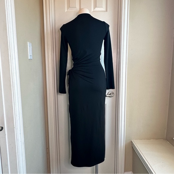 Long sleeve cutout adjustable strap with a slit maxi dress - Picture 5 of 5